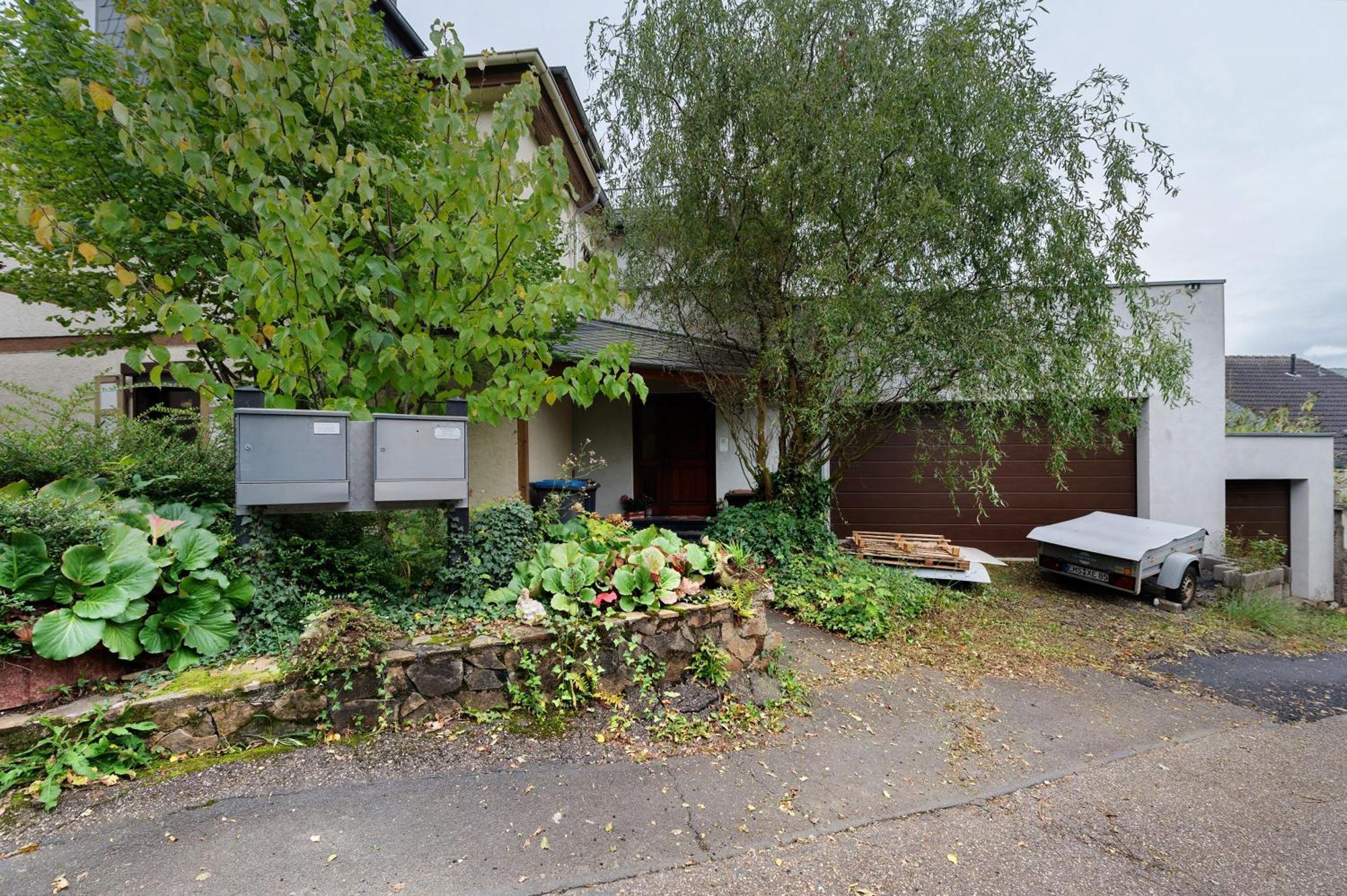 Ferienwohnung Im Rosenberg Lahnstein Luaran gambar