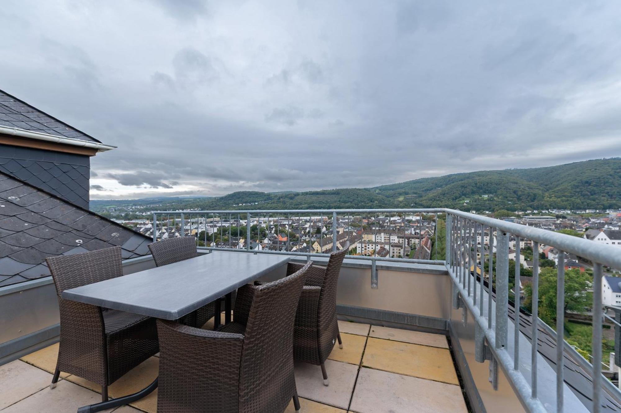 Ferienwohnung Im Rosenberg Lahnstein Luaran gambar